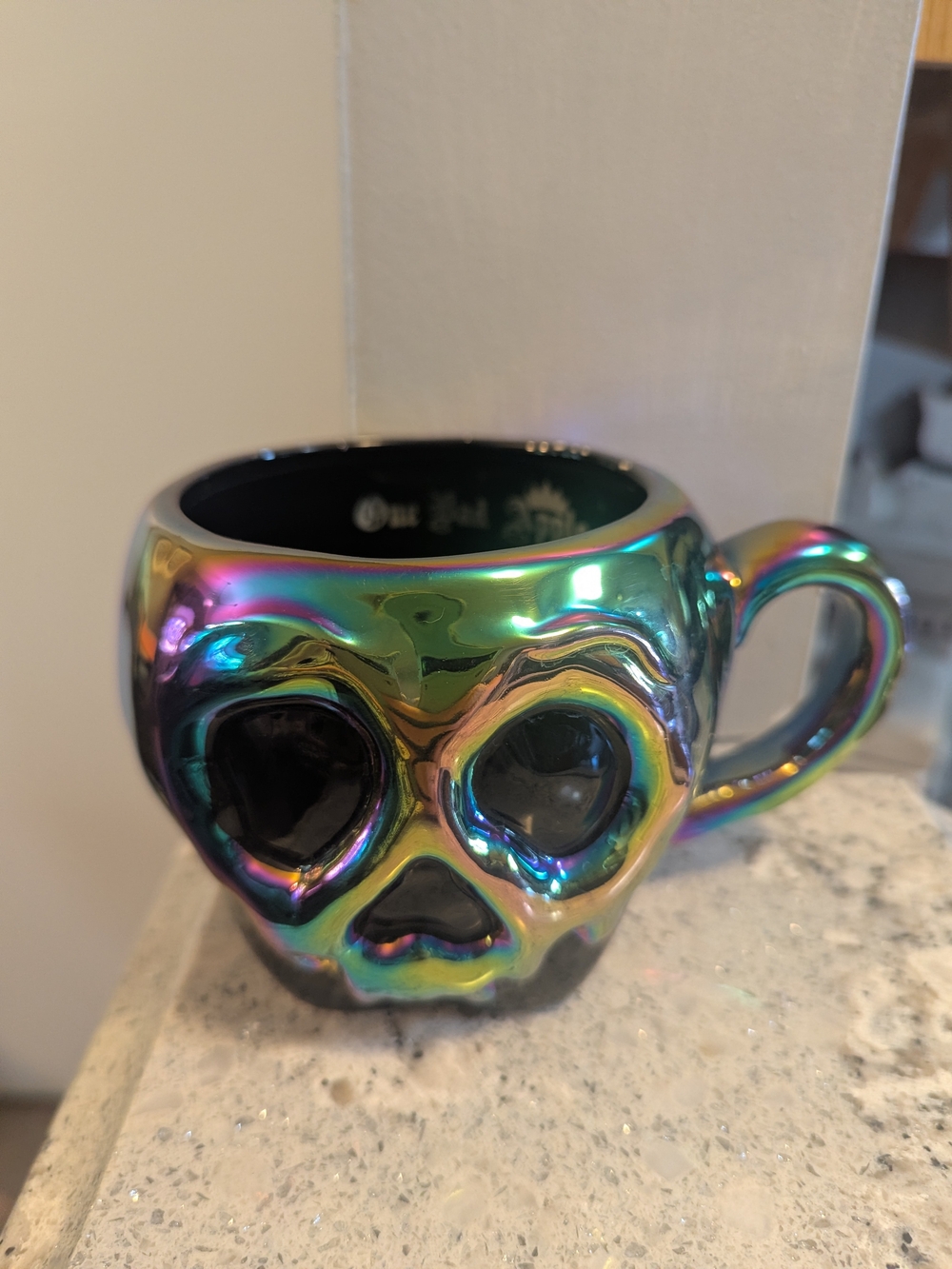 Disney One Bad Apple Iridescent Skull Mug 20oz Ceramic Halloween Villains